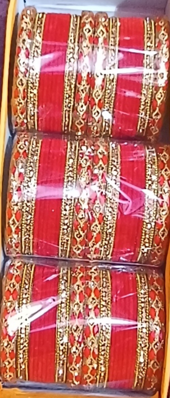 METAL SET,VELVET CHUDI.1 BOX,(3pc)RED